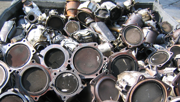 Other components associated with engines (catalytic elements)